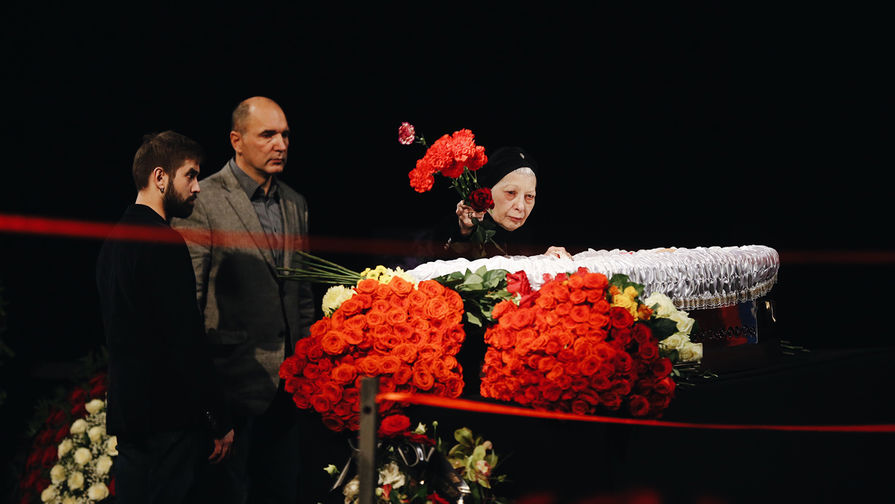 Вдова Леонида Броневого Виктория