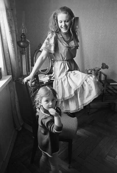 Елена Проклова с&nbsp;дочерью Ариной, 1978&nbsp;год