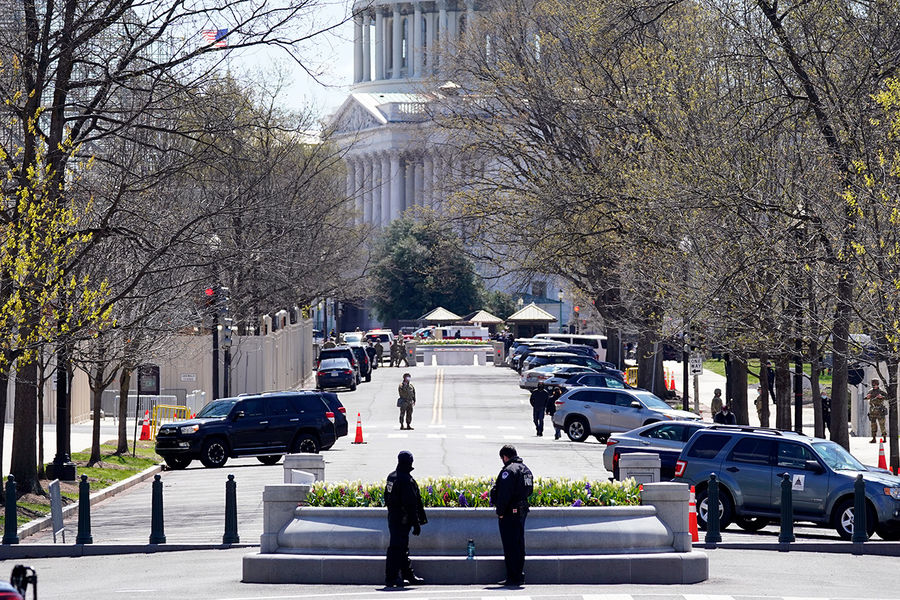 На&nbsp;месте инцидента около&nbsp;Капитолия в&nbsp;Вашингтоне, 2&nbsp;апреля 2021&nbsp;года