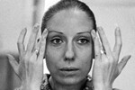 Актриса театра «Ленком» Инна Чурикова в своей гримерной, 1975 год
