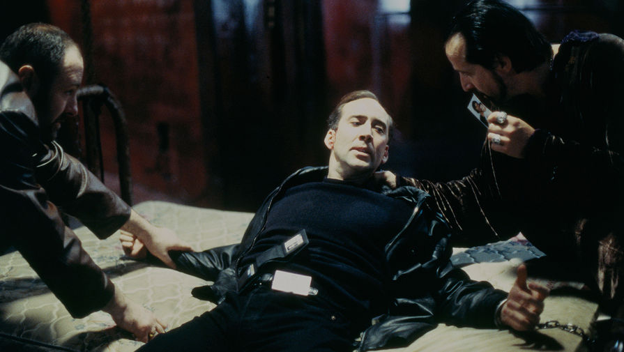 Кадр из фильма «8 миллиметров» (1999)