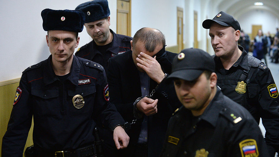 Бывший директор аэропорта Домодедово Вячеслав Некрасов в Басманном суде Москвы