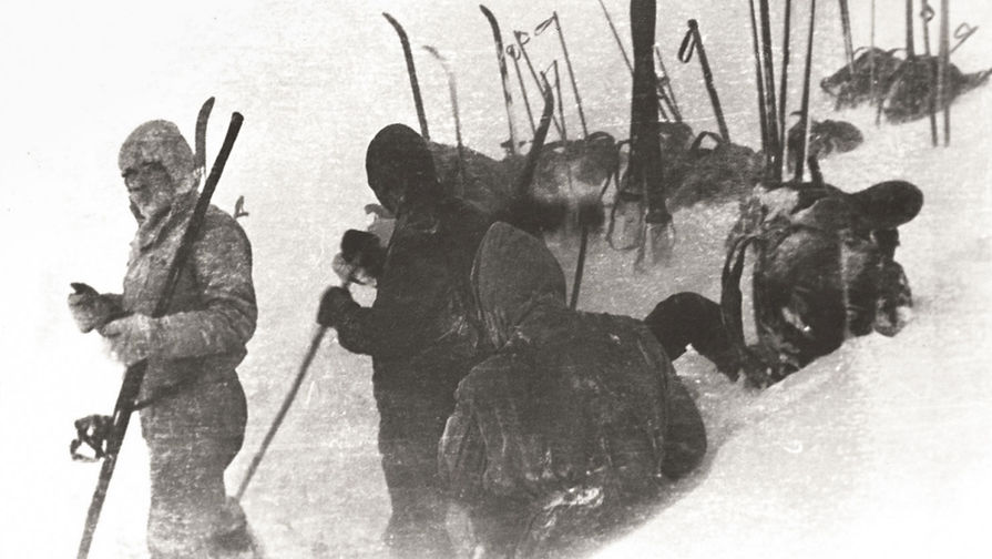Обустройство места под палатку, 1 февраля 1959 года