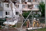 На месте взрыва газа в 10-этажном жилом доме в Ярославле, 21 августа 2020 года
