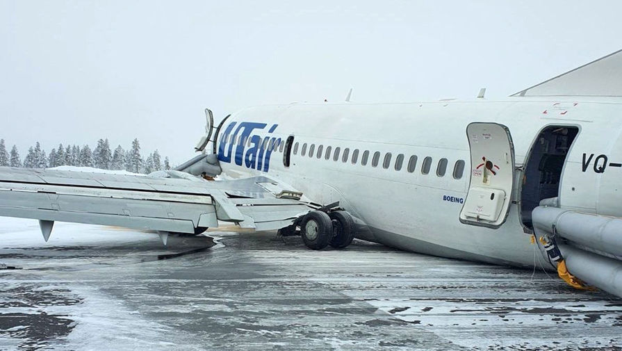 Пассажирский самолет Boeing авиакомпании Utair, совершивший жесткую посадку в аэропорту Усинска, 9 февраля 2020 года