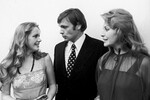 Советские актеры Елена Проклова (слева), Олег Видов и мексиканская актриса Фанни Кано - участники X Московского международного кинофестиваля, 1977 год