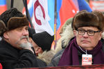 Председатель Партии народной свободы (ПАРНАС) Михаил Касьянов (справа) и заместитель председателя Партии народной свободы (ПАРНАС) Андрей Зубов во время марша в память о политике Борисе Немцове в Москве, 25 февраля 2018
