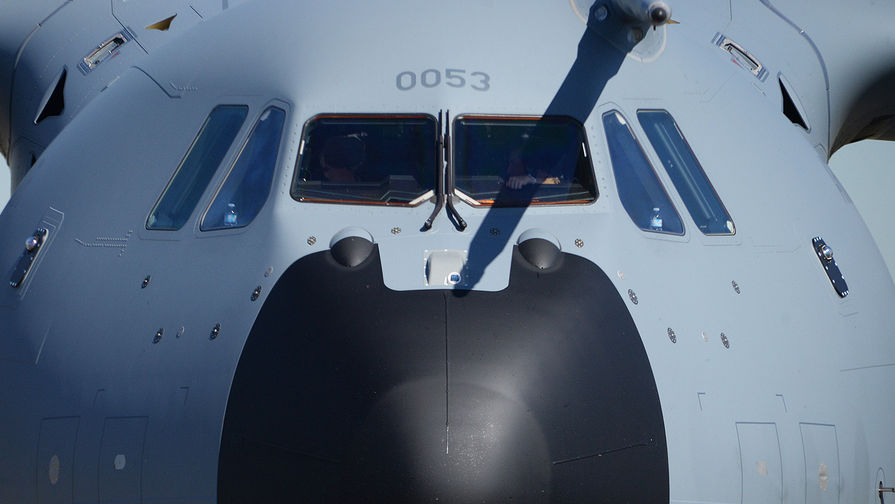 Военно-транспортный самолет Airbus A400M на Международном авиасалоне «Ле-Бурже – 2017» во Франции