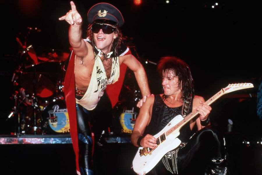 Группа Bon Jovi во время выступления в&nbsp;Детройте, 1985&nbsp;год