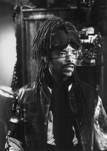 Ice-T в&nbsp;фильме «Джонни-мнемоник» (1995)
