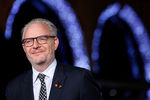 Режиссер Фрэнсис Лоуренс на премьере фильма «Голодные игры: Сойка-пересмешница. Часть II» в Лондоне