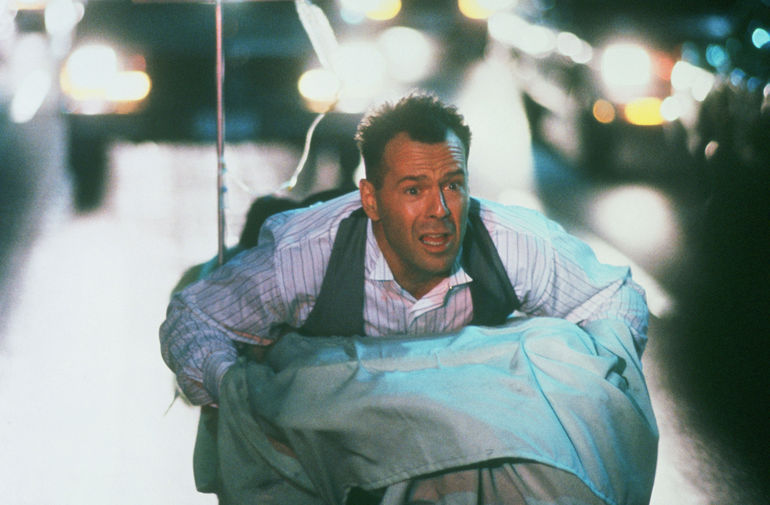 Брюс Уиллис в фильме «Гудзонский ястреб» (1991)