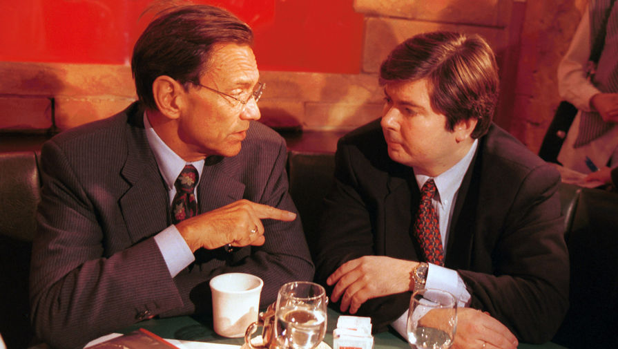 Режиссер Андрей Кончаловский и журналист Артем Боровик, 1998 год
