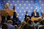 Официальный представитель МИД России Мария Захарова и министр иностранных дел РФ Сергей Лавров на итоговой пресс-конференции в рамках 78-й сессии Генассамблеи ООН в штаб-квартире ООН, 23 сентября 2023 года