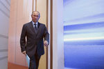 Владимир Путин во время «Прямой линии»