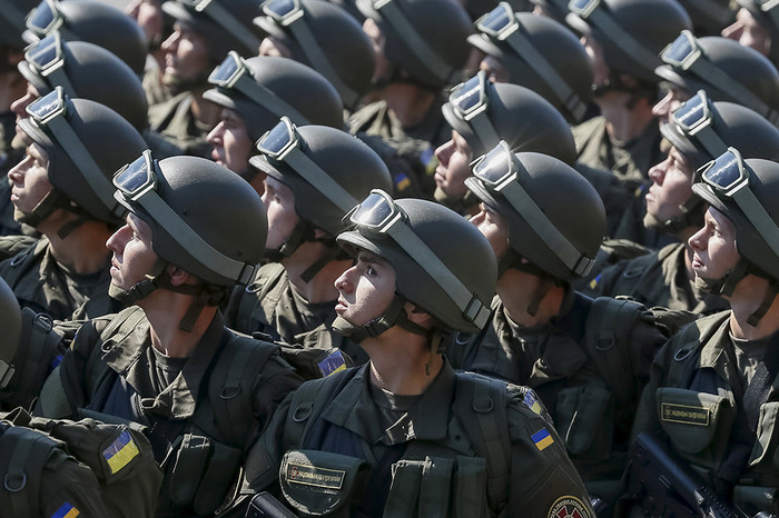 Марш по случаю Дня независимости Украины на Крещатике
