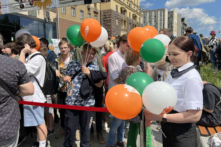 Во время открытия ресторана &laquo;Вкусно и точка&raquo; на&nbsp;месте бывшего &laquo;Макдоналдса&raquo; на&nbsp;Пушкинской площади в&nbsp;Москве, 12&nbsp;июня 2022&nbsp;года
