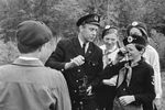Владислав Крапивин со своими читателями в Свердловске, 1974 год