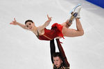 Анастасия Мишина и Александр Галлямов в&nbsp;произвольной программе спортивных пар на&nbsp;чемпионате мира по&nbsp;фигурному катанию в&nbsp;Стокгольме