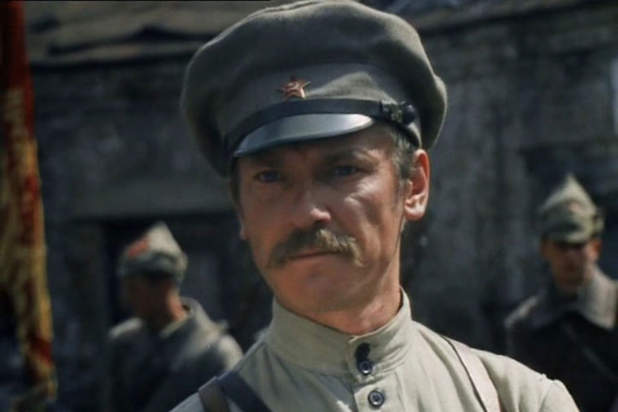 Актер Сергей Шакуров в&nbsp;роли Андрея Тимофеевича Забелина в&nbsp;фильме &laquo;Свой среди чужих, чужой среди своих&raquo; (1974)