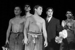 Актер Владимир Высоцкий и театральный режиссер Юрий Любимов (1917-2014) на сцене Театра на Таганке