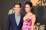 Актеры Адам Дивайн и Хлоя Бриджес на церемонии вручения наград премии MTV Movie Awards