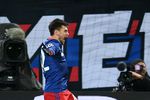 Игрок ПФК ЦСКА Георгий Щенников радуется забитому мячу в матче группового этапа Лиги Чемпионов между ПФК ЦСКА (Москва, Россия) и ФК «Бенфика» (Лиссабон, Португалия).