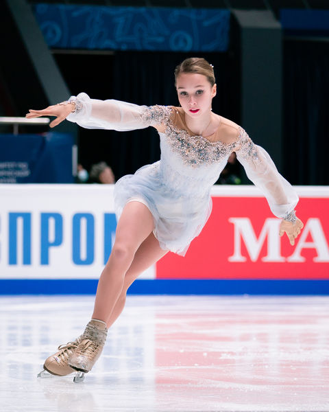 Ксения Синицына выступает с&nbsp;произвольной программой на&nbsp;чемпионате России &mdash; 2022