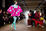 Показ коллекции Jeremy Scott