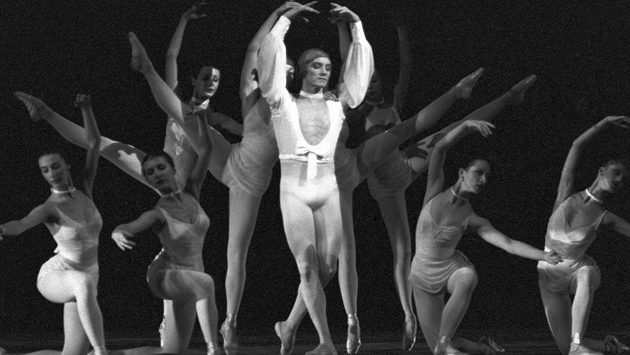 Марис Лиепа в сцене из балета «Эти чарующие звуки», 1978 год