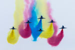 Выступление китайской пилотажной группы «1 августа» на истребителях Chengdu J-10 01 в рамках международной авиационно-космической выставки Airshow China 2016