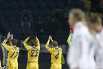 Игроки «Металлиста» благодарят своих болельщиков