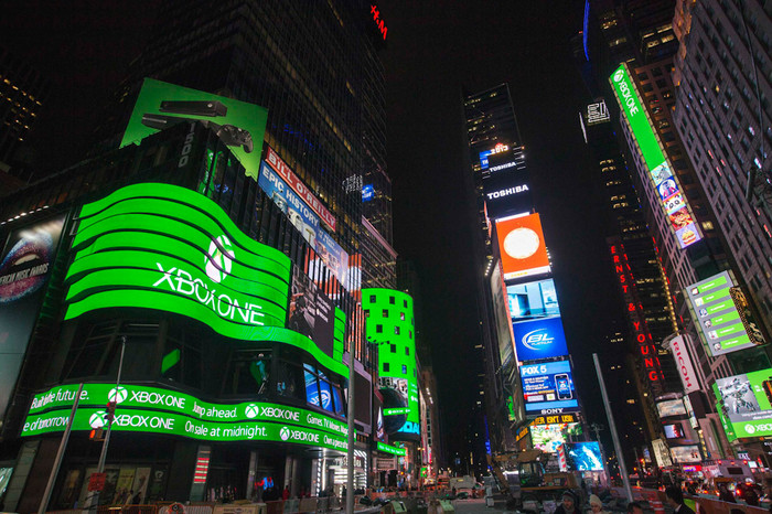 Магазин Best Buy на Таймс-сквер в Нью-Йорке, где прошла презентация новой Xbox One