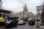 На месте аварии на Новинском бульваре в центре Москвы, 1 апреля 2021 года
