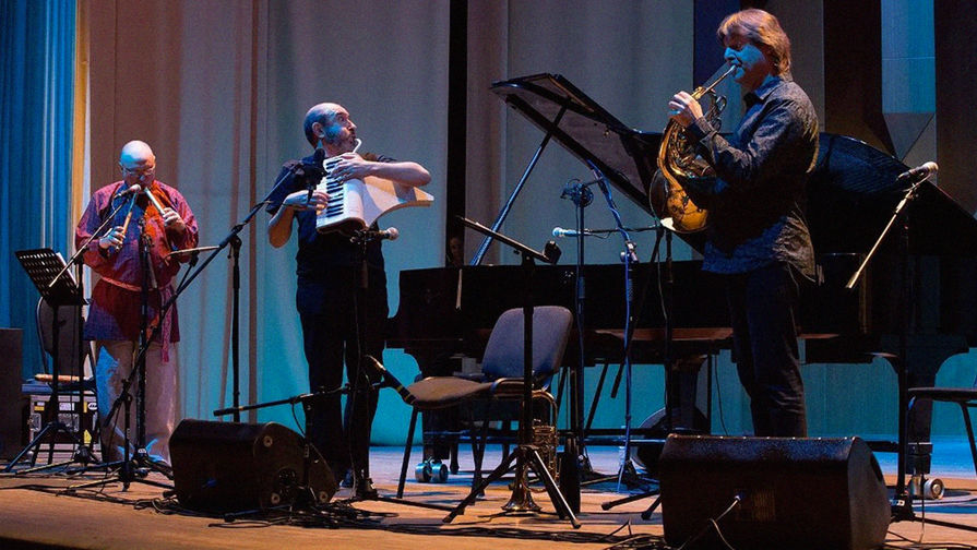 Во время концерта выступления Moscow Art Trio, 2016 год