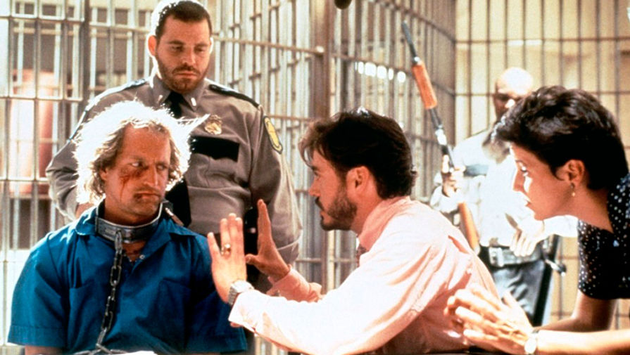 Кадр из фильма «Прирожденные убийцы» (1994)