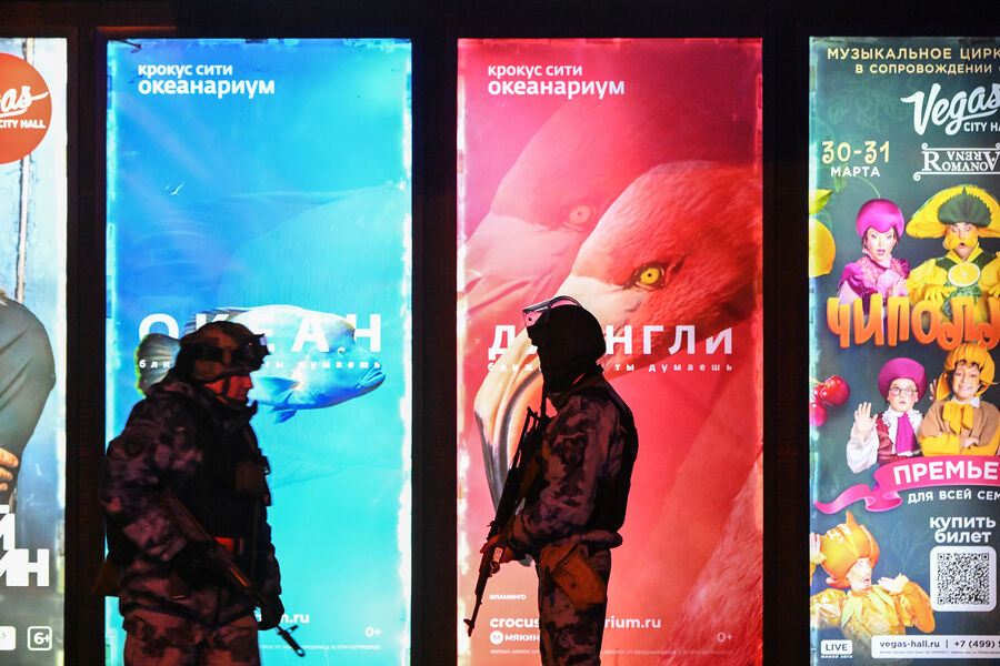 У&nbsp;концертного зала &laquo;Крокус Сити Холл&raquo;, где произошла стрельба, 22&nbsp;марта 2024&nbsp;года
