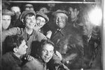Строители московского метро стали его первыми пассажирами, 1935 г.