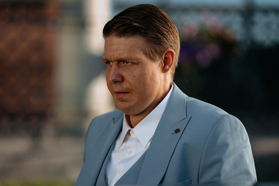 Никита Ефремов в&nbsp;кадре из&nbsp;сериала &laquo;Содержанки&raquo; (2022)