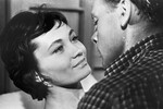 Актеры Виталий Коняев в роли Сергея и Лариса Лужина в роли Нины в фильме Владимира Басова «Тишина», 1963 год
