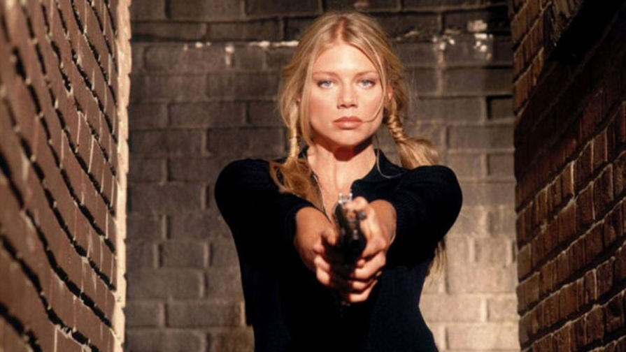 Кадр из сериала «Ее звали Никита» (1997 — 2001)