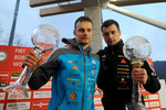 Братья Томас (слева) и Мартинс Дукурсы после этапа в&nbsp;Сочи с&nbsp;кубковыми призами