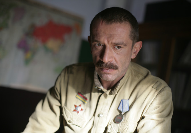 Владимир Машков в сцене из фильма «Край» (2010 г.)