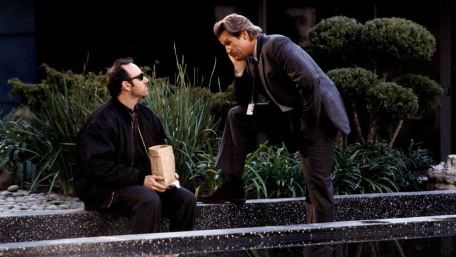 Актеры Кевин Спейси и Джефф Бриджес в фильме «Планета Ка-Пэкс» (2001)