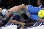 В воскресенье Морозов стал чемпионом мира на 100-метровке и выиграл серебро в эстафете 4х100 комплексным стилем