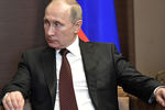 Президент России Владимир Путин во время встречи с президентом Турции Реджепом Тайипом Эрдоганом в Сочи, 13 ноября 2017 года