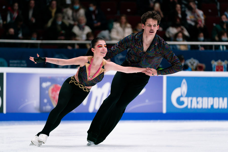 Карина Акопова и Никита Рахманин выступают с&nbsp;произвольной программой на&nbsp;чемпионате России &mdash; 2022
