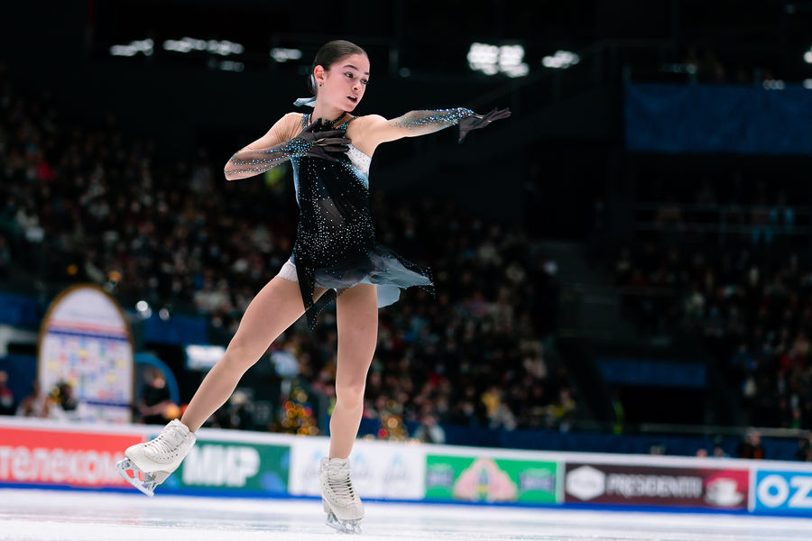 Аделия Петросян выступает в&nbsp;произвольной программе на&nbsp;чемпионате России &mdash; 2022