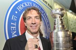 Сакик выходил на лед в 1378 матче, набрав при этом 1641 (625+1016) очко