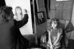 Народный художник СССР Илья Глазунов пишет портрет своей дочери, 1984 год